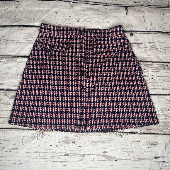 Modcloth  Houndstooth Mini Skirt Size M - Picture 9 of 10